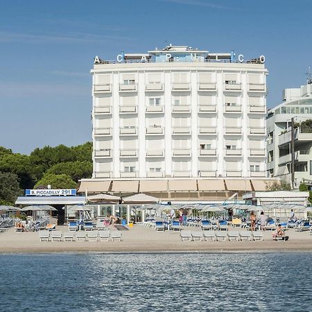 Hotel Acapulco Милано Мартима Екстериор снимка